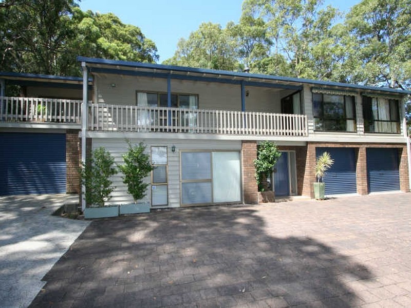 218 Coal Point Road, Coal Point NSW 2283