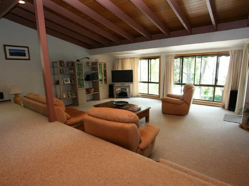 218 Coal Point Road, Coal Point NSW 2283