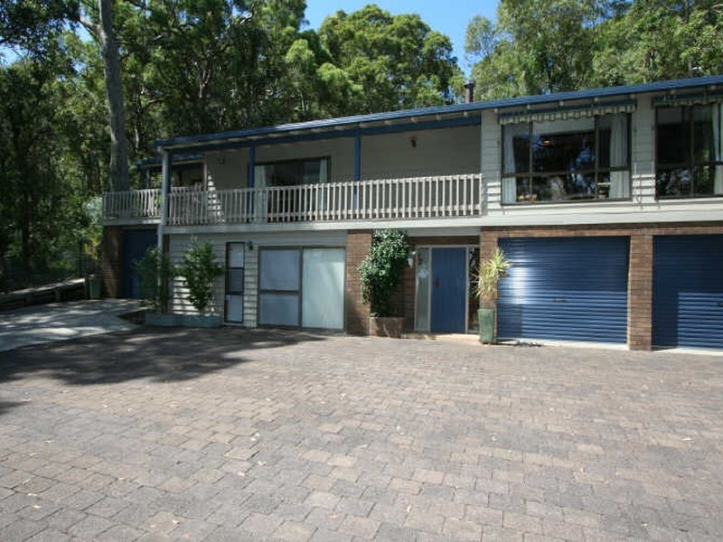 218 Coal Point Road, Coal Point NSW 2283