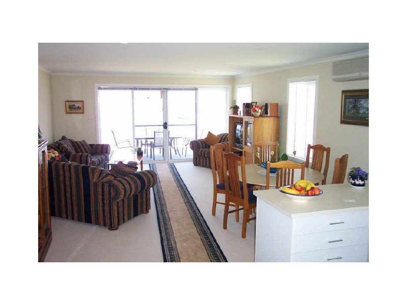 127 Coal Point Road, Coal Point NSW 2283