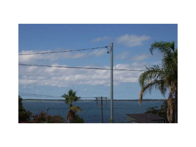 178 Fishing Point Road, Fishing Point NSW 2283