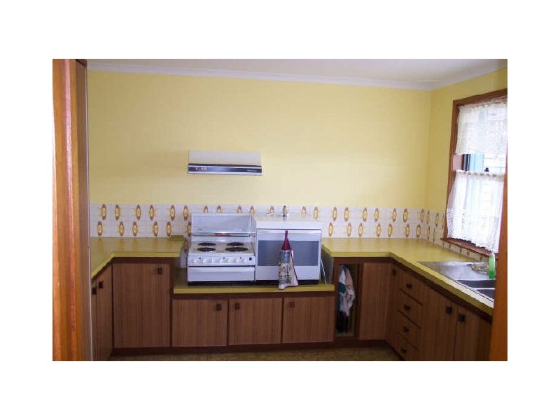 178 Fishing Point Road, Fishing Point NSW 2283