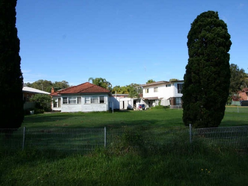 281 Watkins Road, Wangi Wangi NSW 2267
