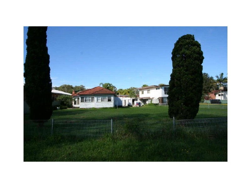 281 Watkins Road, Wangi Wangi NSW 2267