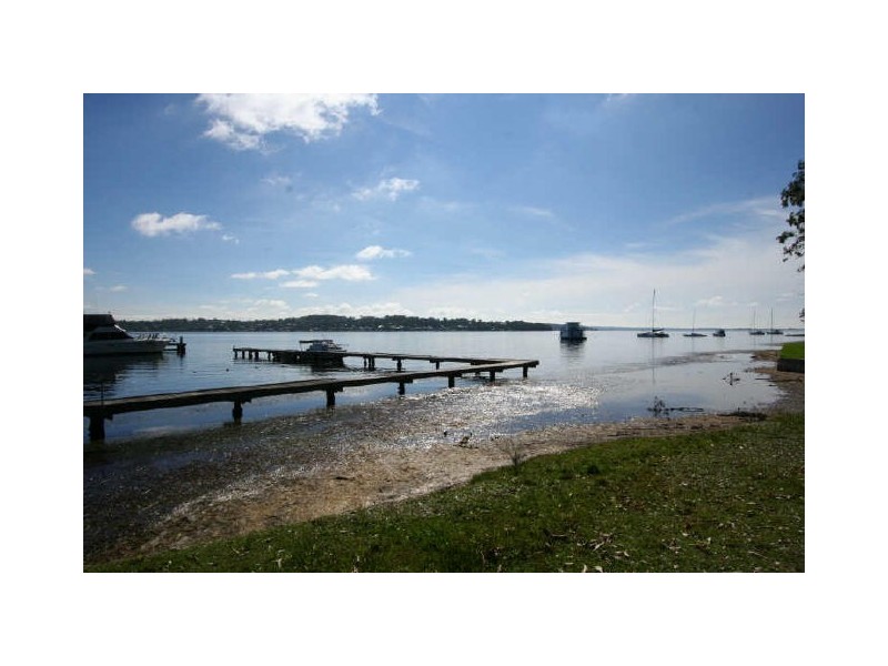 281 Watkins Road, Wangi Wangi NSW 2267