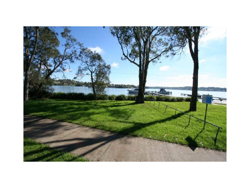 281 Watkins Road, Wangi Wangi NSW 2267