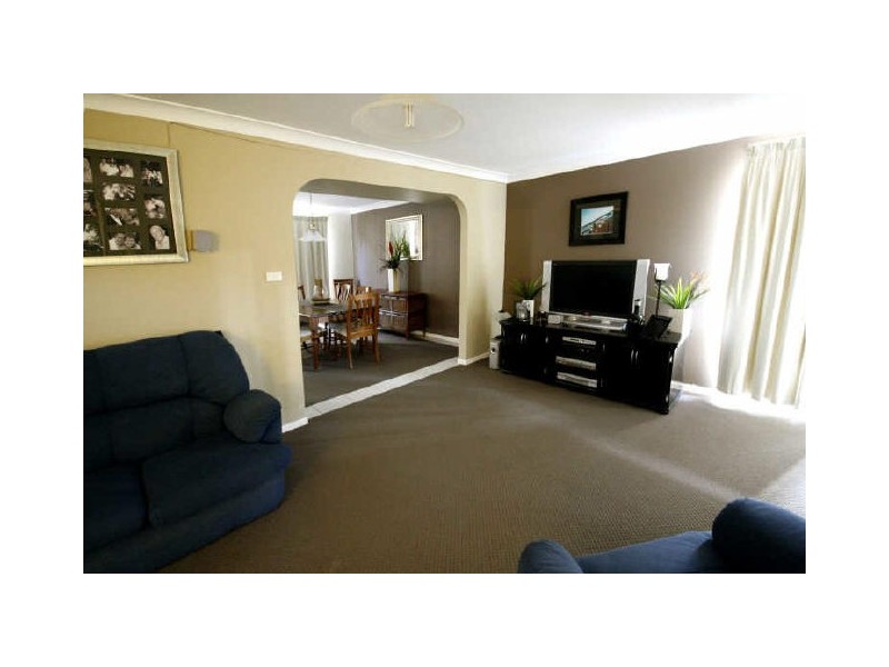 17 Bayswater Road, Rathmines NSW 2283