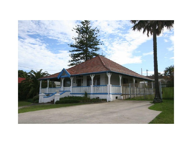 332 The Esplanade, Speers Point NSW 2284