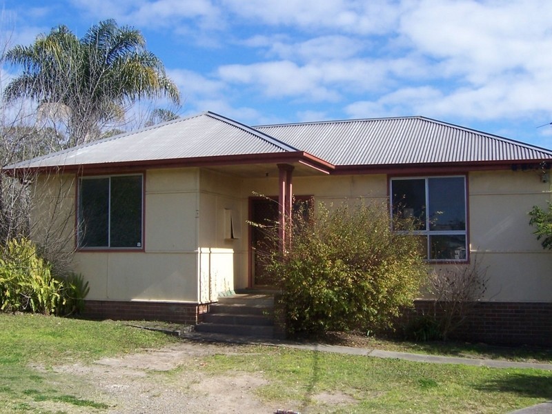 3 Newland Street, Toronto NSW 2283