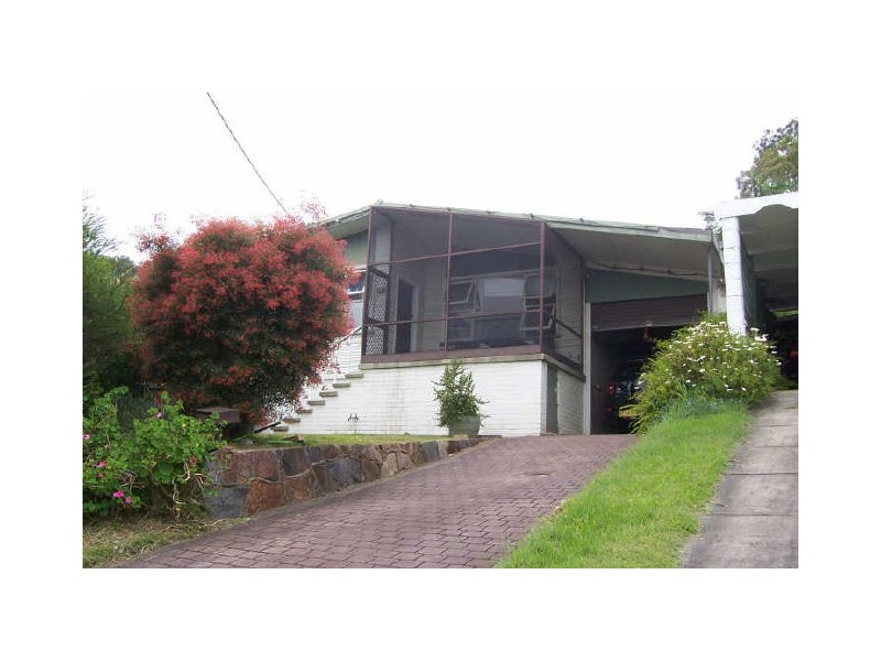 8 Farm Street, Speers Point NSW 2284