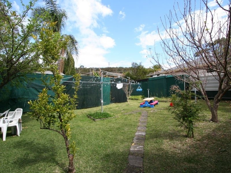 8 Milford Street, Toronto NSW 2283