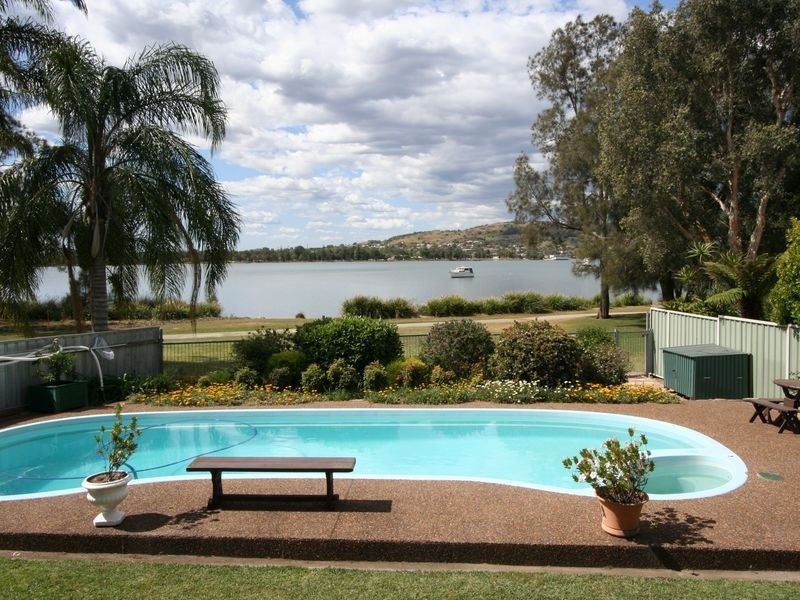 4 Gretel Crescent, Booragul NSW 2284