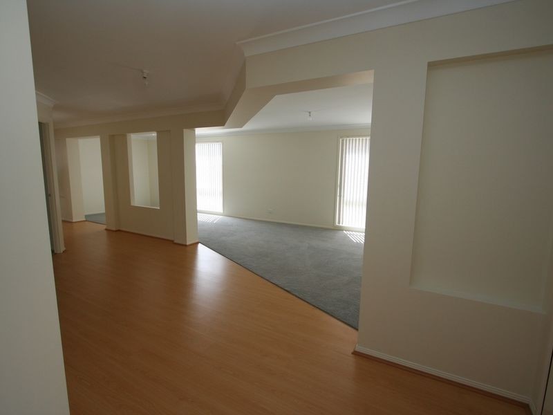 Mannering Park NSW 2259