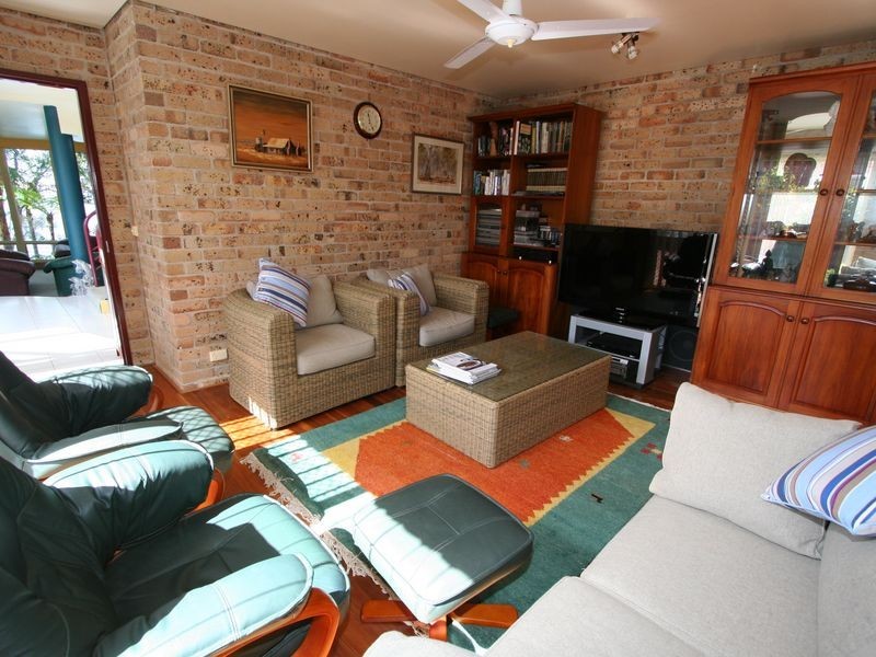 21 Alexander Parade, Arcadia Vale NSW 2283