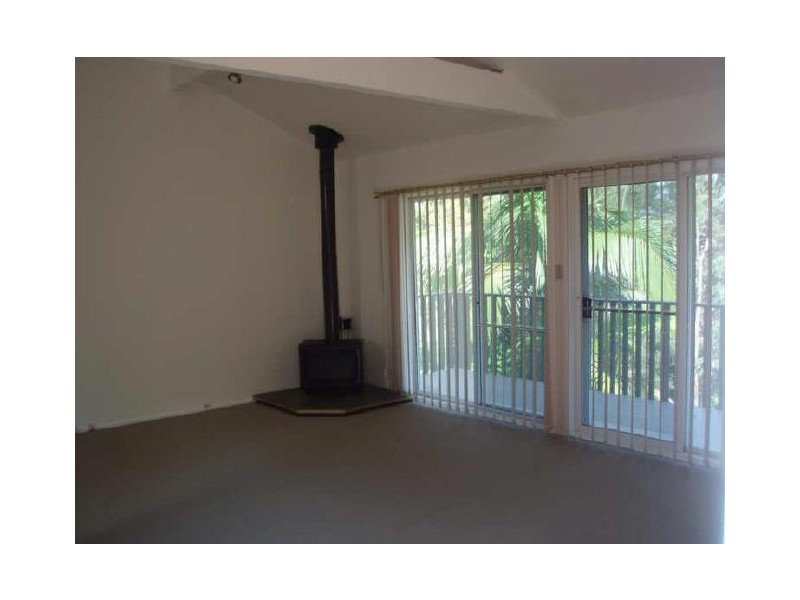 46 Coal Point Road, Coal Point NSW 2283