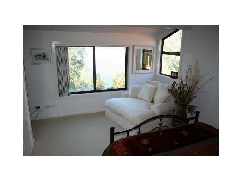 90 Beach Road, Wangi Wangi NSW 2267