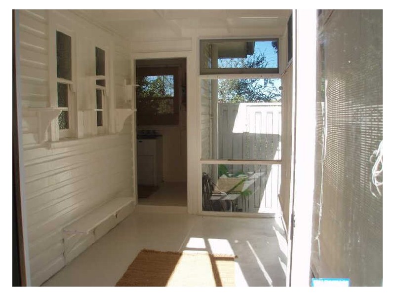 13 Ambrose Street, Carey Bay NSW 2283