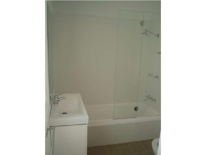 4 BIBBY STREET, Hamilton NSW 2303