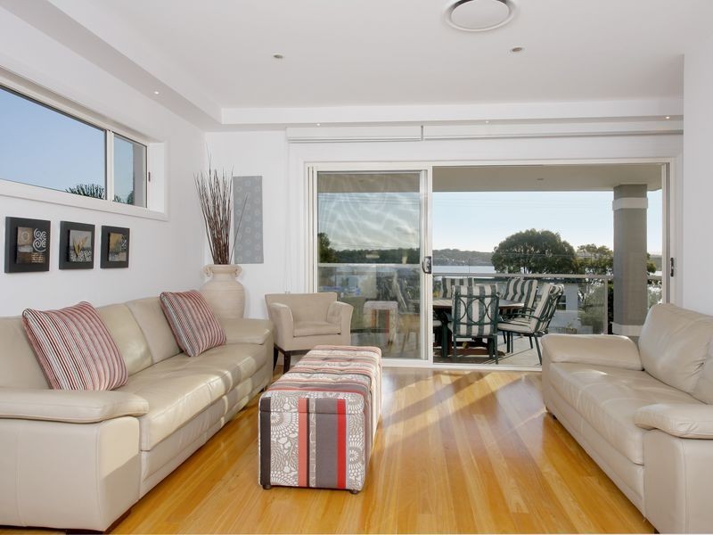 174 Coal Point Road, Coal Point NSW 2283