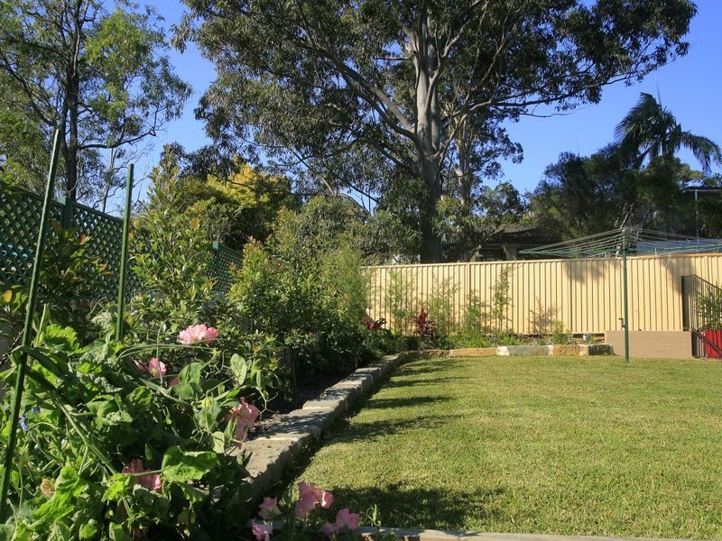 174 Coal Point Road, Coal Point NSW 2283