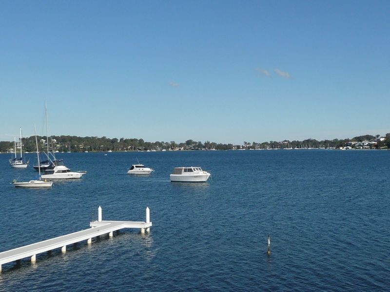 98 Sealand Road, Fishing Point NSW 2283