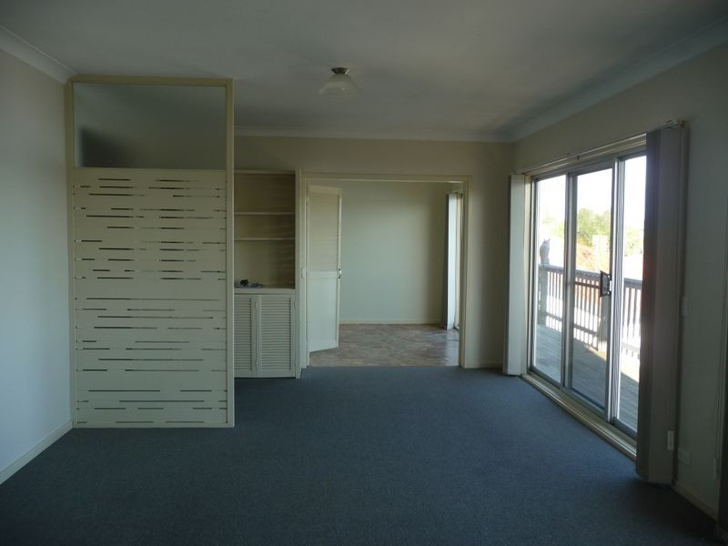 98 Sealand Road, Fishing Point NSW 2283