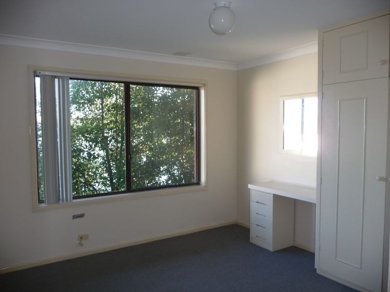 98 Sealand Road, Fishing Point NSW 2283