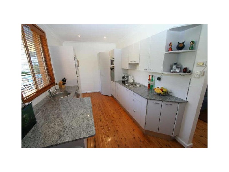3 Puntee Street, Kilaben Bay NSW 2283