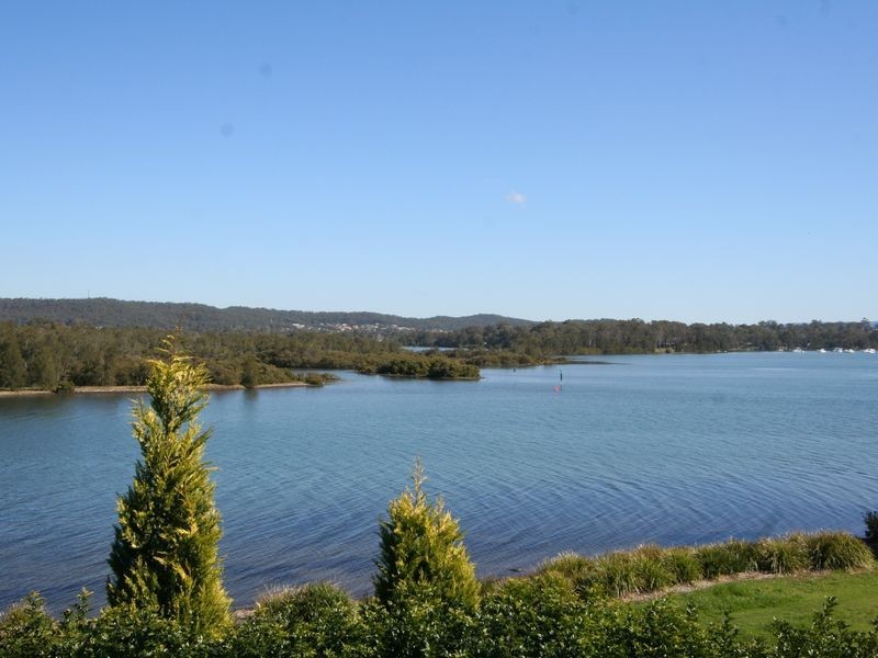 1 Fig Tree Lane, Fennell Bay NSW 2283