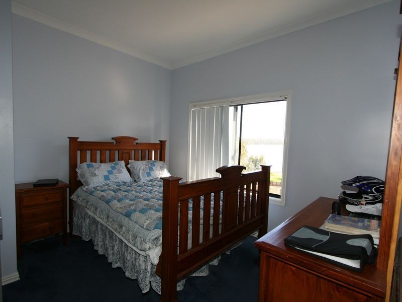 1 Fig Tree Lane, Fennell Bay NSW 2283