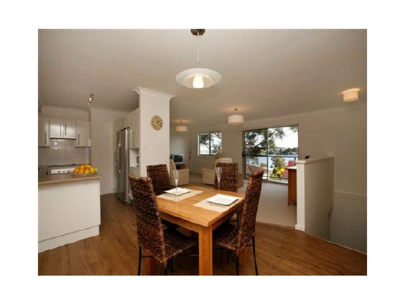 66 Alkrington Avenue, Fishing Point NSW 2283