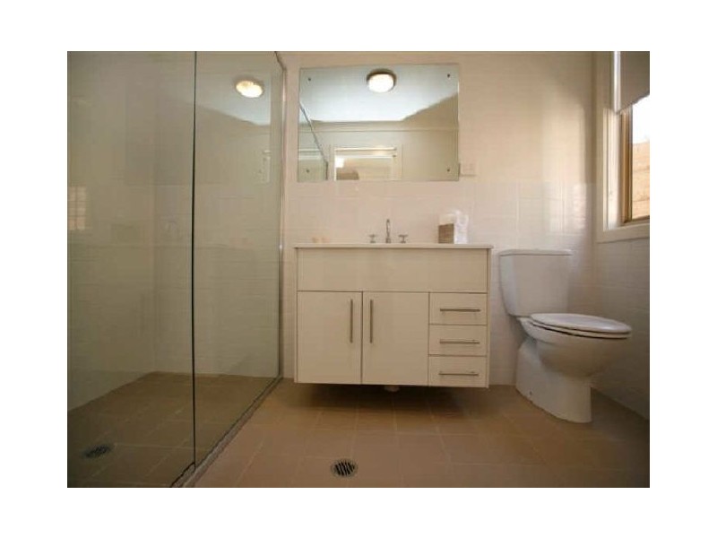 66 Alkrington Avenue, Fishing Point NSW 2283