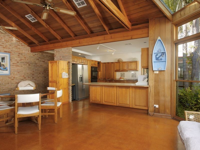 62 Fishing Point Road, Fishing Point NSW 2283