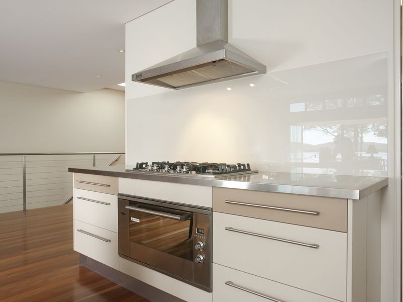 8 Skye Point Road, Coal Point NSW 2283