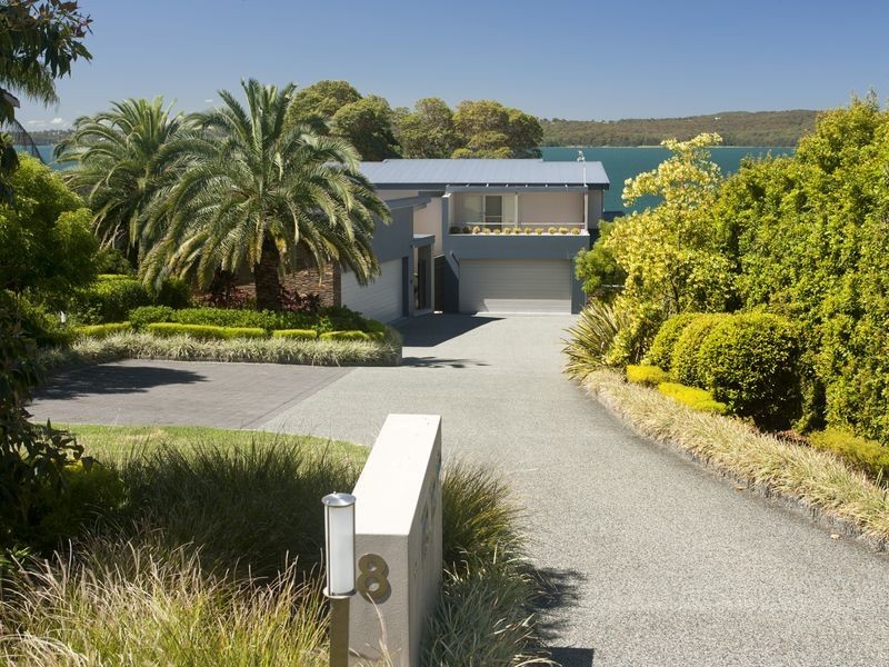 8 Skye Point Road, Coal Point NSW 2283