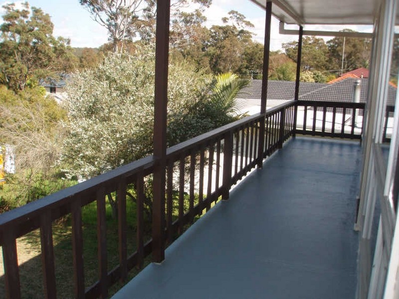 42 Hampstead Way, Rathmines NSW 2283