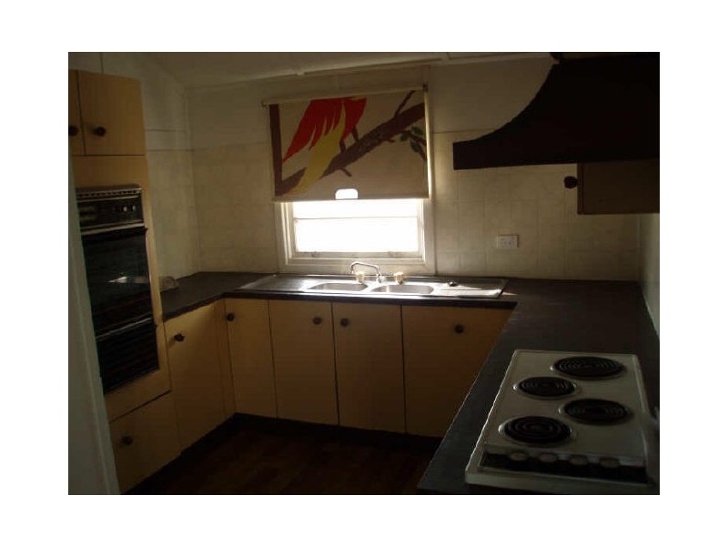 300 The Esplanade, Speers Point NSW 2284