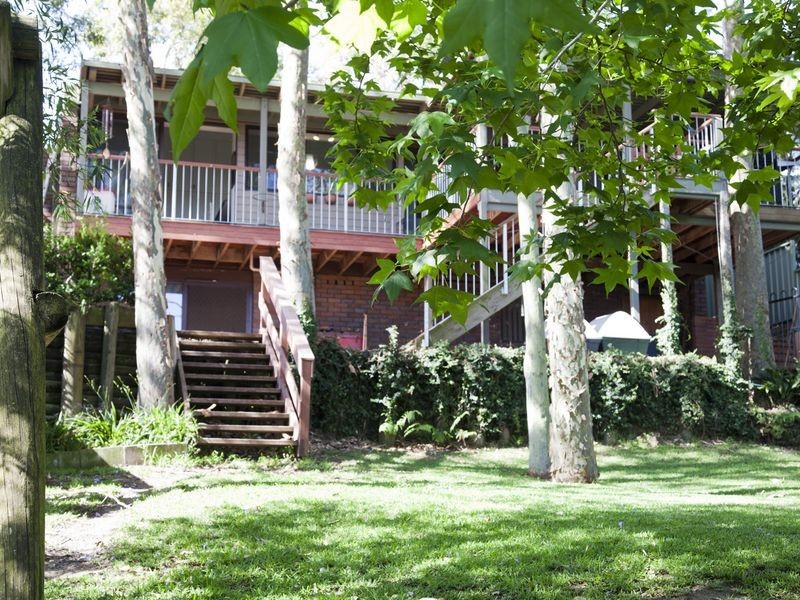 43 Croft Road, Eleebana NSW 2282