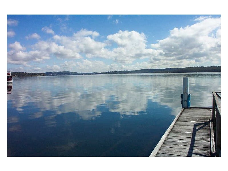 4/21 Excelsior Parade, Carey Bay NSW 2283