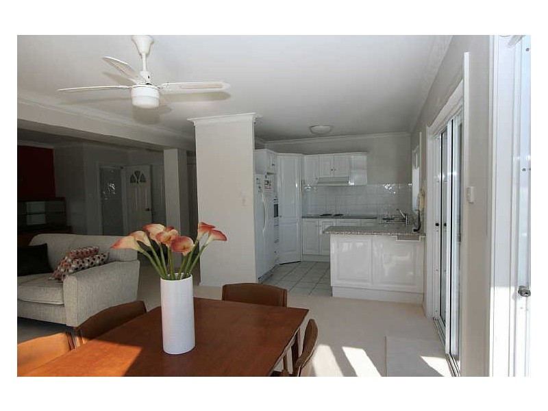 4/21 Excelsior Parade, Carey Bay NSW 2283