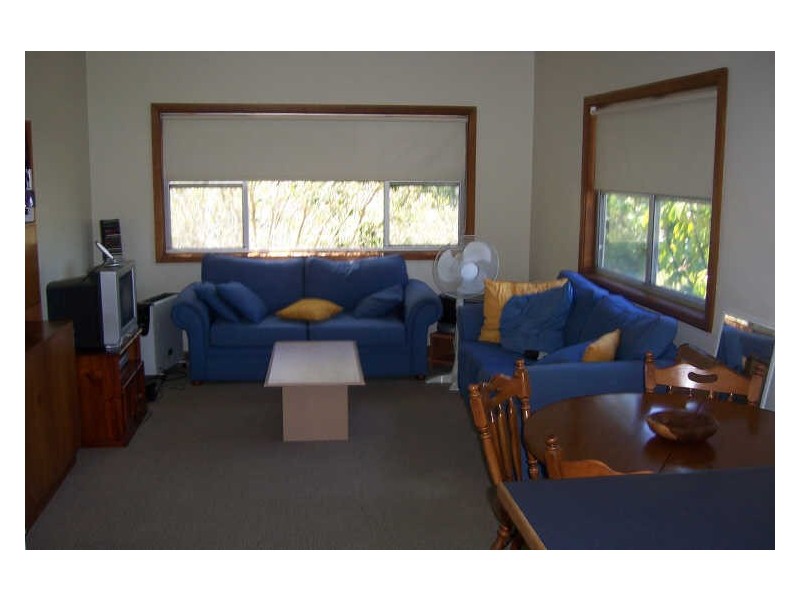 2/2 Watkins Lane, Teralba NSW 2284