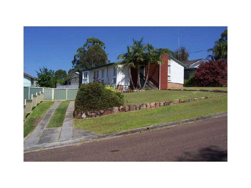 1 Nalya Close, Toronto NSW 2283