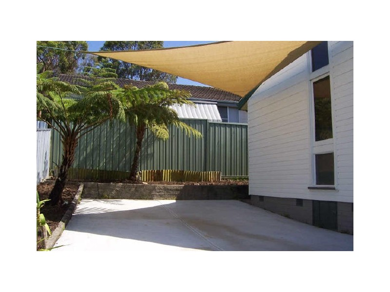 1 Nalya Close, Toronto NSW 2283