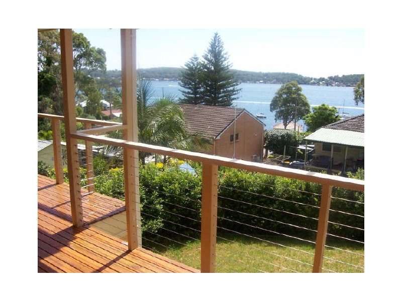 1/15 Sunlight Parade, Fishing Point NSW 2283