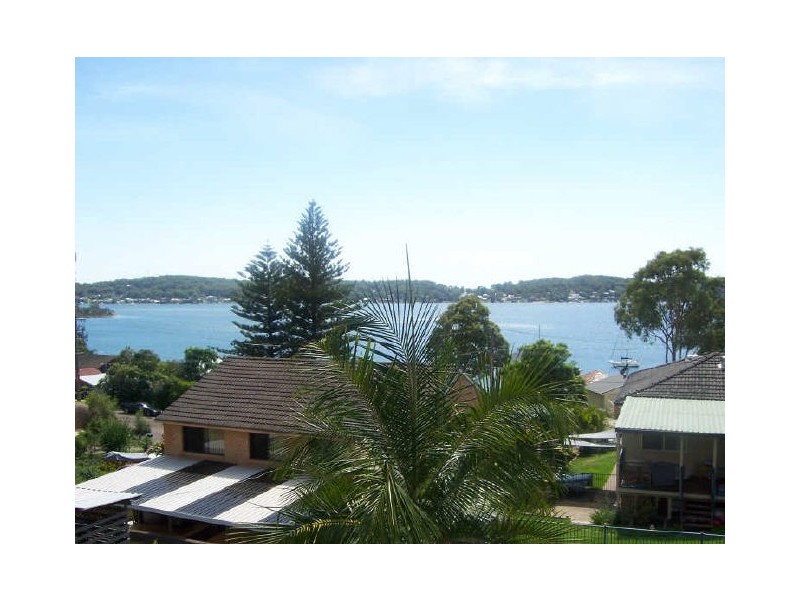 1/15 Sunlight Parade, Fishing Point NSW 2283