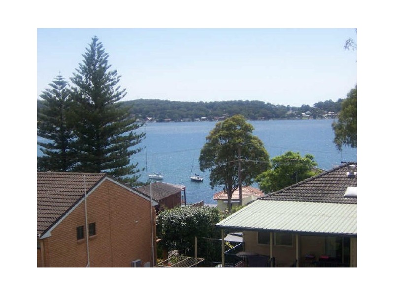 2/15 Sunlight Parade, Fishing Point NSW 2283