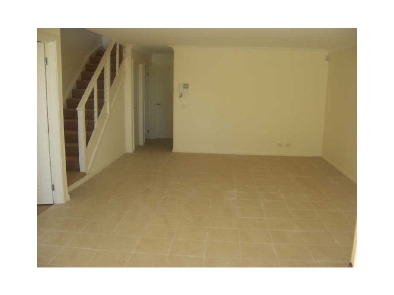 2/15 Sunlight Parade, Fishing Point NSW 2283