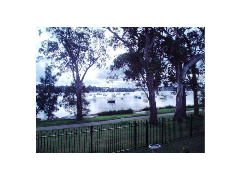 2/51 Dobell Drive, Wangi Wangi NSW 2267