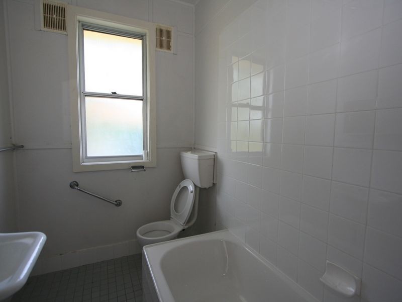 45 Marmong Street, Booragul NSW 2284