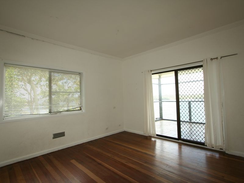 23 Coal Point Road, Coal Point NSW 2283